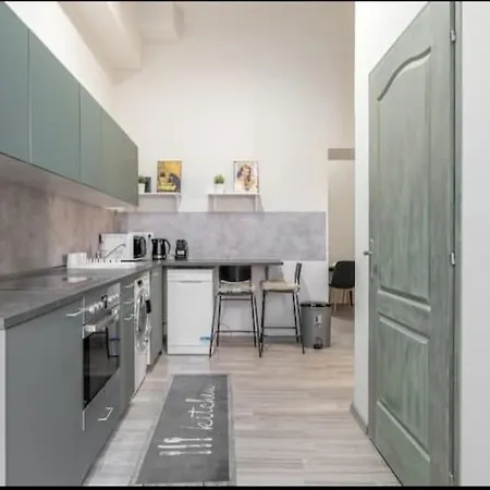 Apartament Downtown Jewish Quarter Ruin Bar With 2 Full Bath *